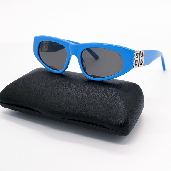 NEW BALENCIAGA BB0095S 011 OVAL BLUE GREY WOMEN SUNGLASSES BALENCIAGA - Picture 2 of 15